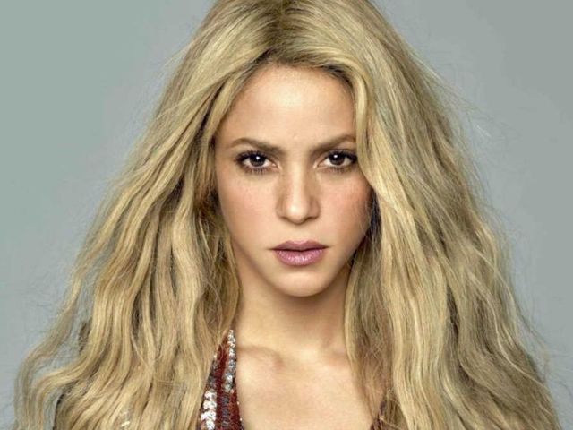 Shakira revela nuevo tema que involucraría a Piqué